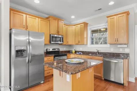 2202 E Oak Bridge Drive NE Leland NC 28451