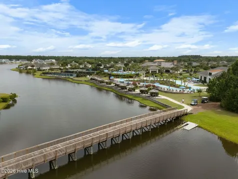 2202 E Oak Bridge Drive NE Leland NC 28451