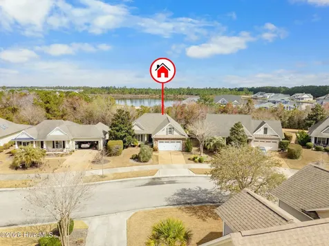 2202 E Oak Bridge Drive NE Leland NC 28451