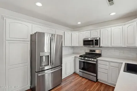 1281 Spring Lake Drive Southport NC 28461