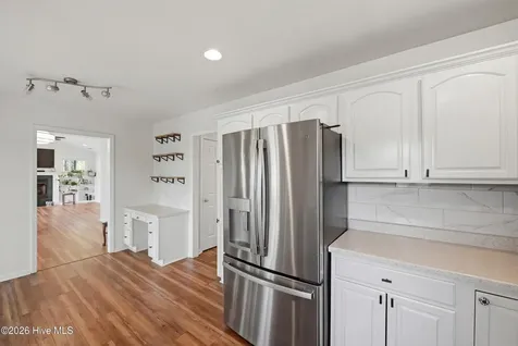 1281 Spring Lake Drive Southport NC 28461