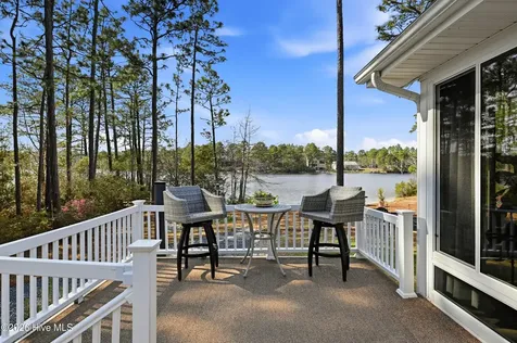 1281 Spring Lake Drive Southport NC 28461