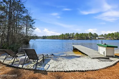 1281 Spring Lake Drive Southport NC 28461
