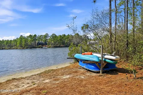 1281 Spring Lake Drive Southport NC 28461