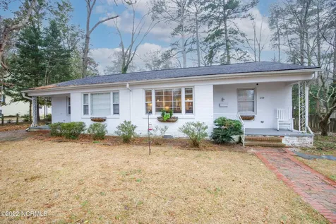 264 E Indiana Avenue Southern Pines NC 28387