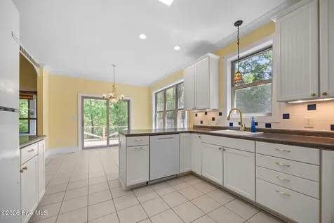 1 Joshua Drive Chocowinity NC 27817