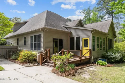 1 Joshua Drive Chocowinity NC 27817