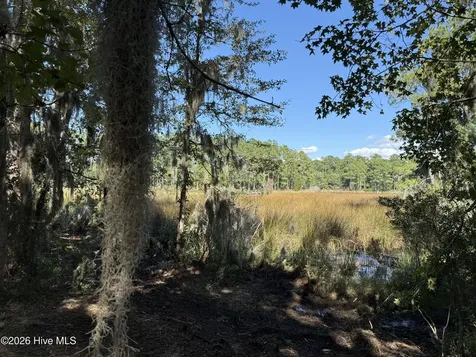 2 Alexander Drive Belhaven NC 27810