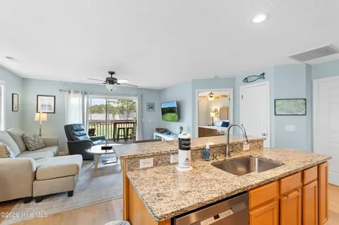 3350 Club Villas Drive Southport NC 28461