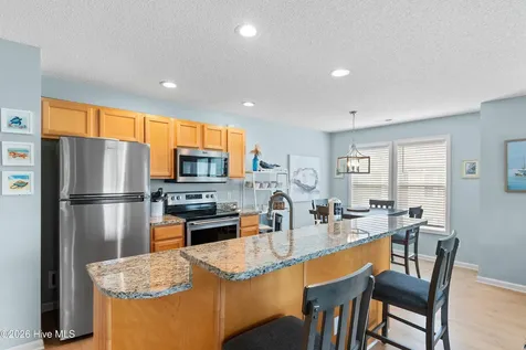 3350 Club Villas Drive Southport NC 28461