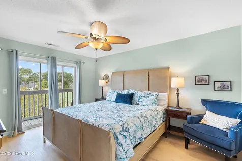 3350 Club Villas Drive Southport NC 28461