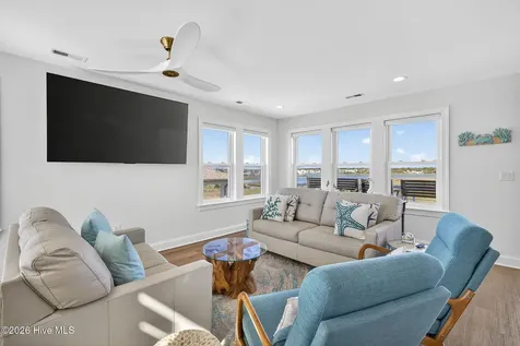 321 N New River Drive Surf City NC 28445