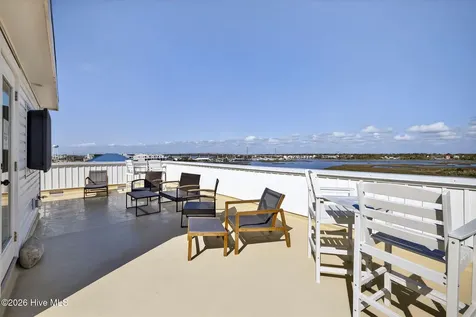 321 N New River Drive Surf City NC 28445