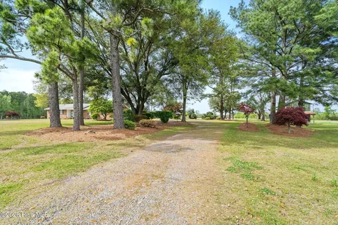 6542 S Nc 41 Highway Wallace NC 28466