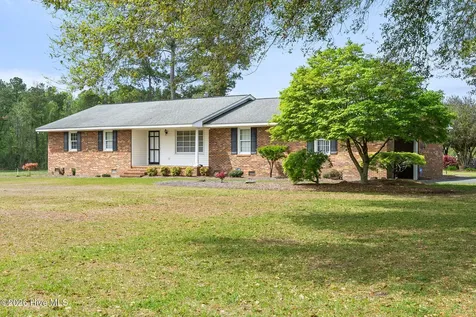 6542 S Nc 41 Highway Wallace NC 28466