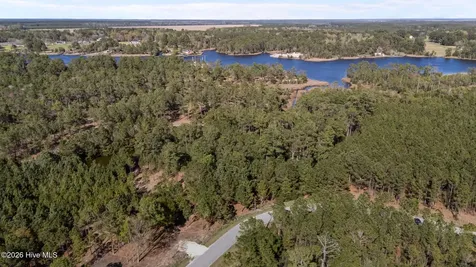 11 E Diamond Shoal Lane Vandemere NC 28587