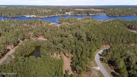 11 E Diamond Shoal Lane Vandemere NC 28587