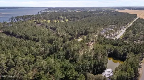 11 E Diamond Shoal Lane Vandemere NC 28587