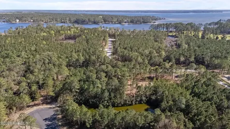 11 E Diamond Shoal Lane Vandemere NC 28587