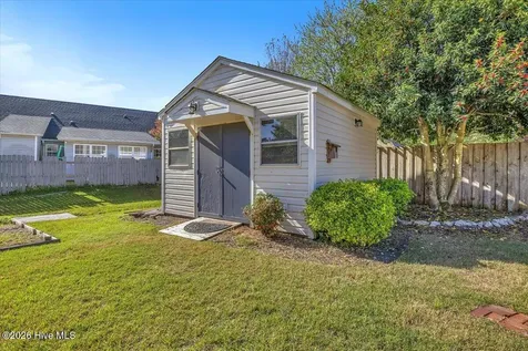620 Indian Wells Way Wilmington NC 28411