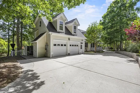 1821 Baywater Court SE Bolivia NC 28422