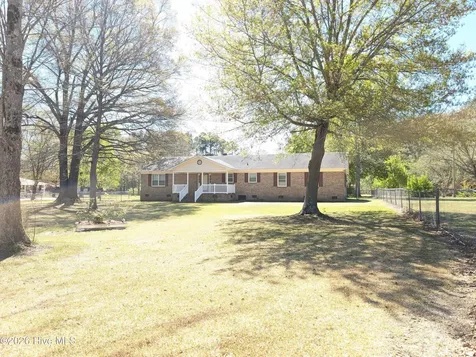 5493 Autry Road Rocky Mount NC 27803