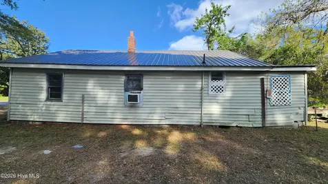 407 W Lewis Street Whiteville NC 28472