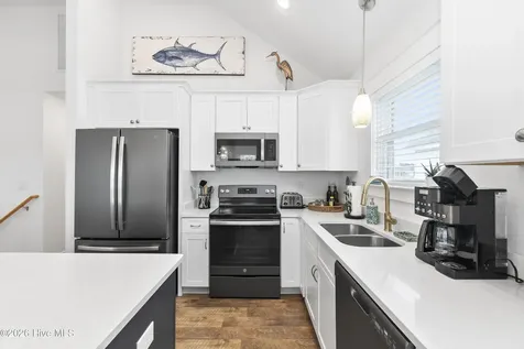 535 W Eden Street Kill Devil Hills NC 27948