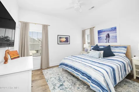 535 W Eden Street Kill Devil Hills NC 27948