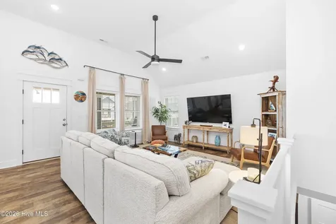 535 W Eden Street Kill Devil Hills NC 27948