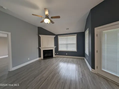 51 Castle Bay Drive Hampstead NC 28443