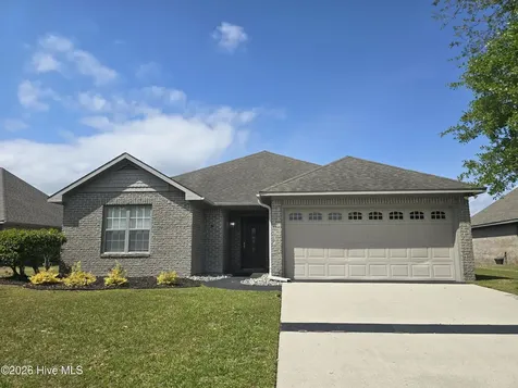 51 Castle Bay Drive Hampstead NC 28443