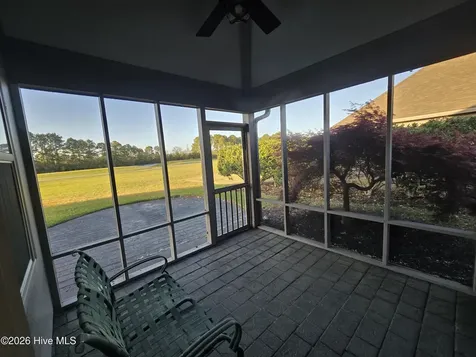 51 Castle Bay Drive Hampstead NC 28443