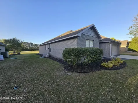 51 Castle Bay Drive Hampstead NC 28443