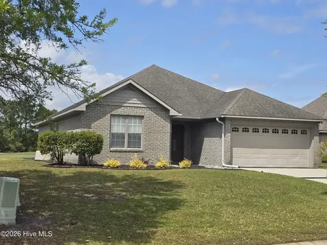 51 Castle Bay Drive Hampstead NC 28443