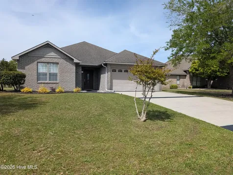 51 Castle Bay Drive Hampstead NC 28443