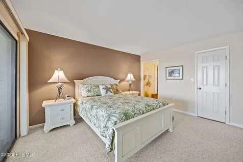 10300 Coast Guard Road Emerald Isle NC 28594