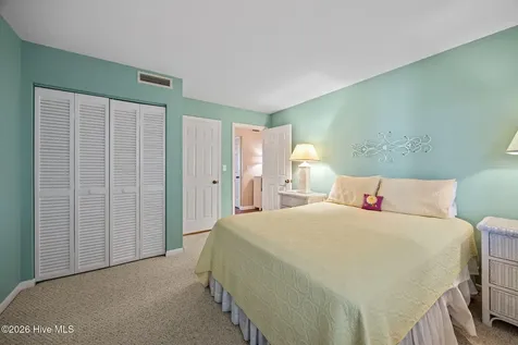 10300 Coast Guard Road Emerald Isle NC 28594