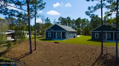 2317 Frink Lake Drive Southport NC 28461