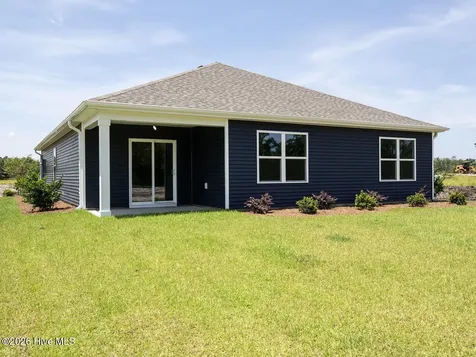 426 Oak Knoll Drive Jacksonville NC 28546
