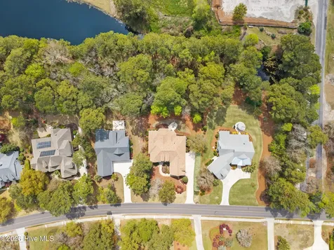 2607 St James Drive SE Southport NC 28461