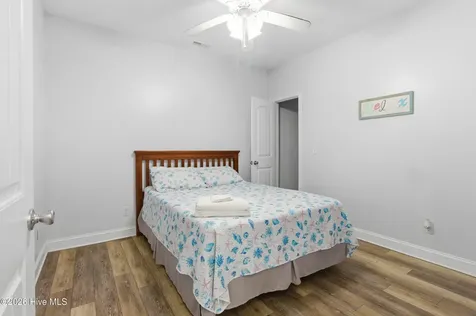 360 Island Road Harkers Island NC 28531