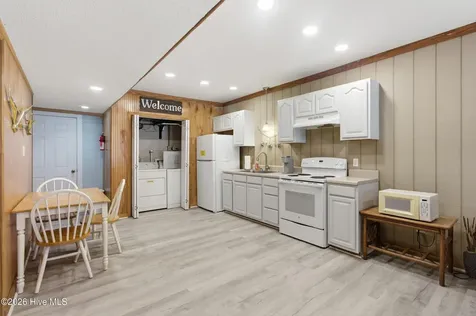 360 Island Road Harkers Island NC 28531