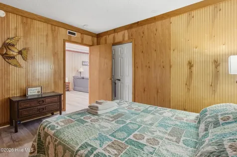 360 Island Road Harkers Island NC 28531