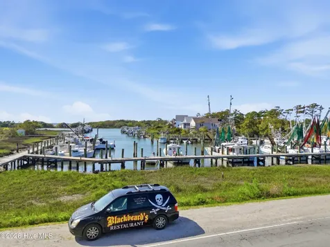 360 Island Road Harkers Island NC 28531