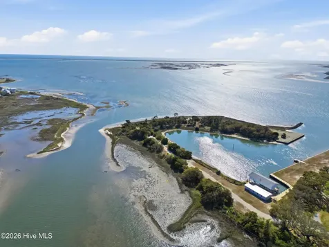360 Island Road Harkers Island NC 28531
