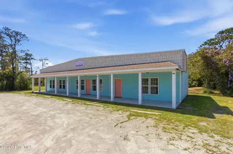 360 Island Road Harkers Island NC 28531