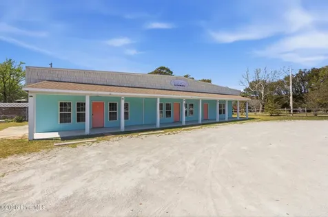 360 Island Road Harkers Island NC 28531