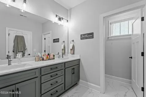 33 Davidson Street Clayton NC 27527