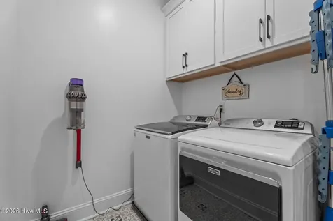 33 Davidson Street Clayton NC 27527
